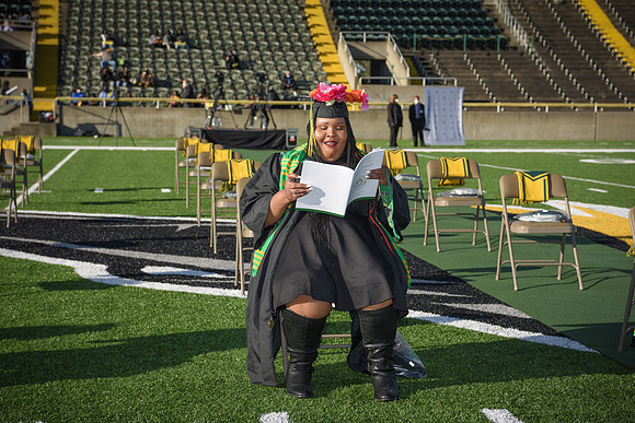 grad2020-66