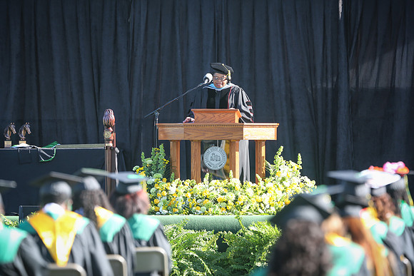 grad2020-316