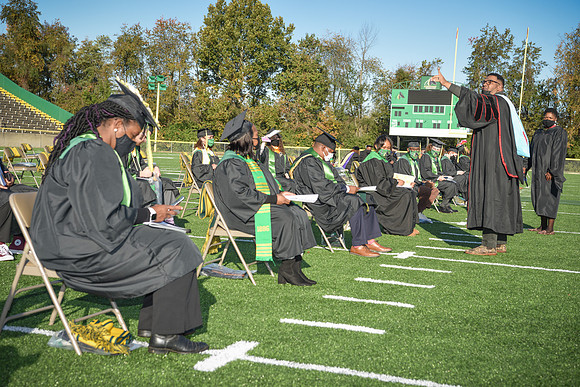 grad2020-74