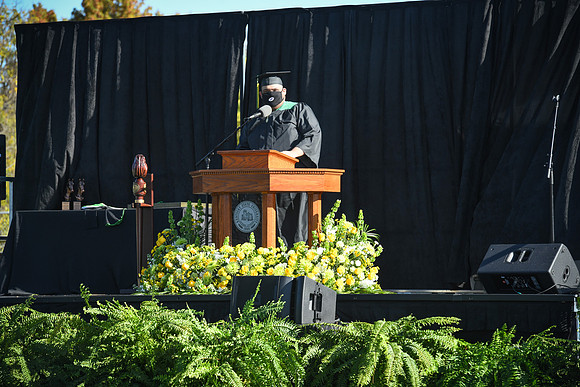 grad2020-429
