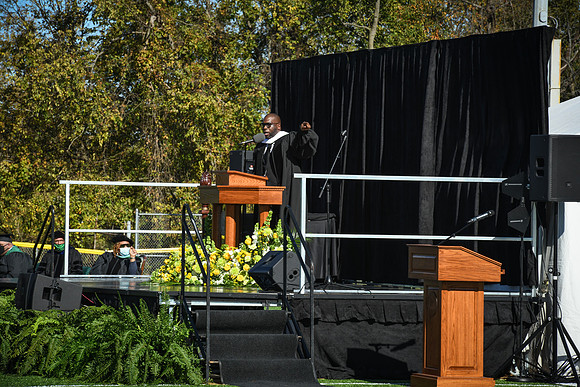 grad2020-564