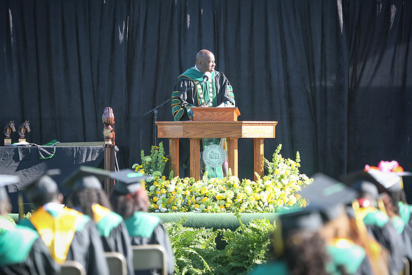 grad2020-327