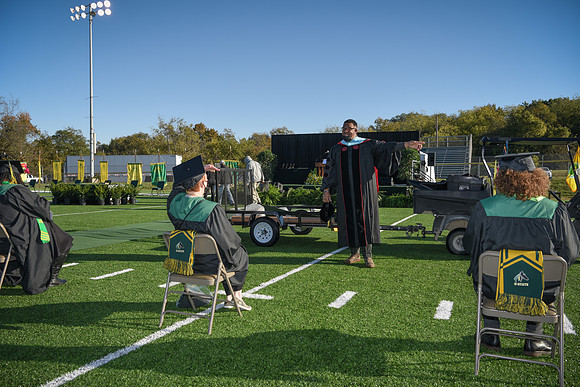 grad2020-70