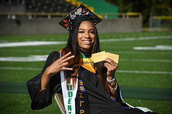 grad2020-422