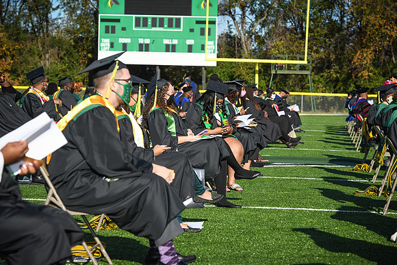 grad2020-97