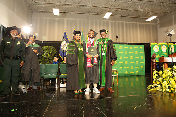 KSU-2025-Grad-1521
