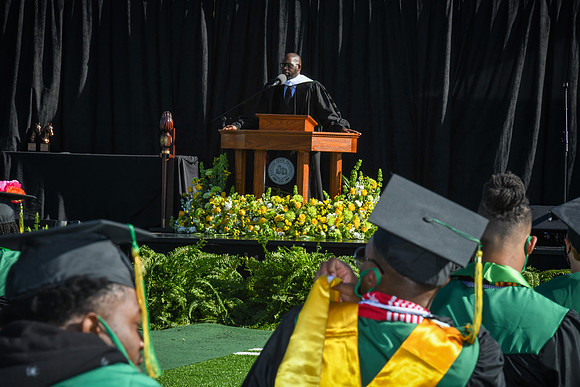 grad2020-527