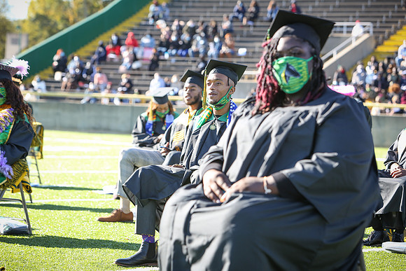 grad2020-304