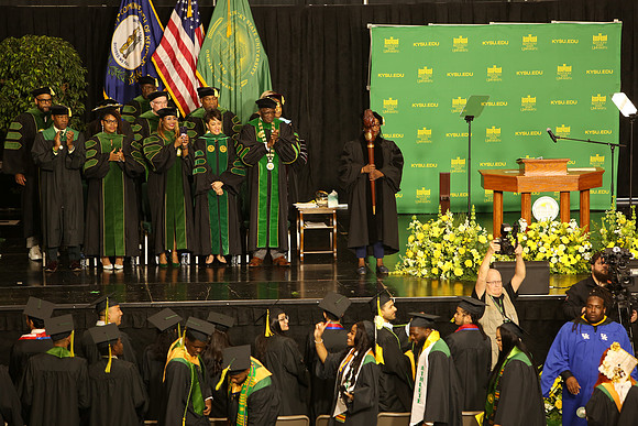KSU-2025-Grad-1052