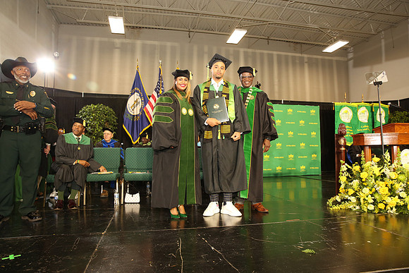 KSU-2025-Grad-1428
