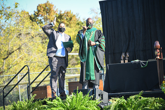 grad2020-359