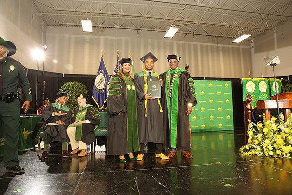 KSU-2025-Grad-1424
