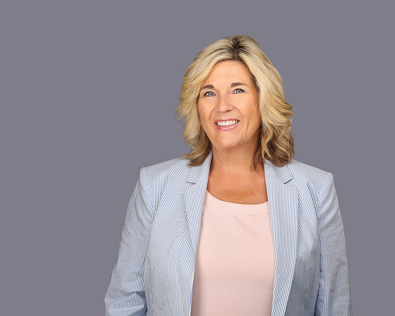Lori Crews-8-c1