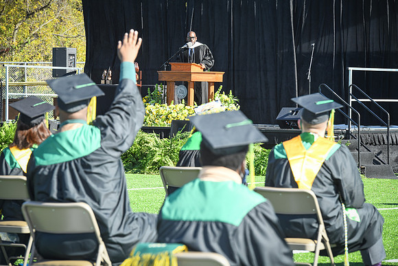 grad2020-548