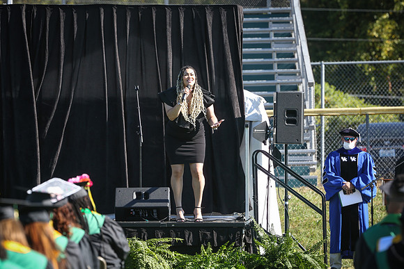 grad2020-593
