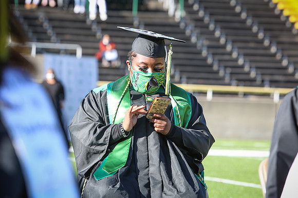 grad2020-308