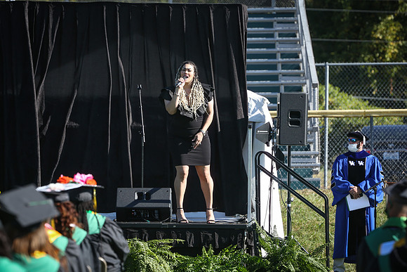 grad2020-597