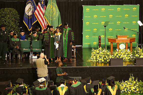 KSU-2025-Grad-1380