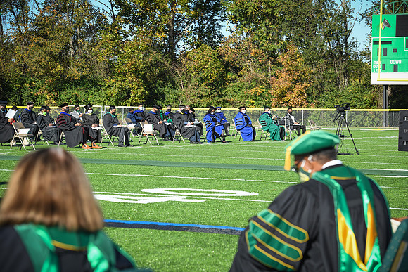 grad2020-322