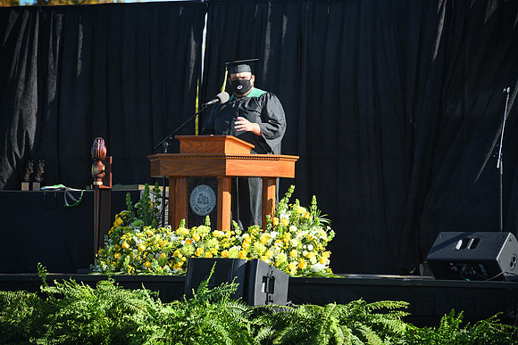 grad2020-432
