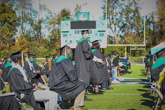 grad2020-228