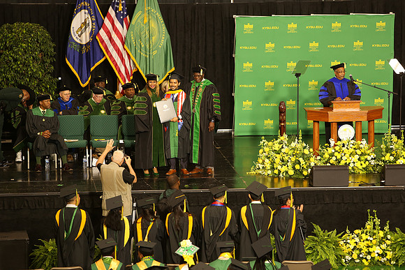 KSU-2025-Grad-1243
