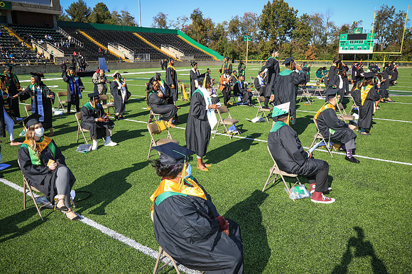 grad2020-486