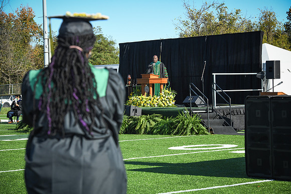 grad2020-249
