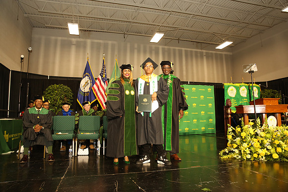 KSU-2025-Grad-1375