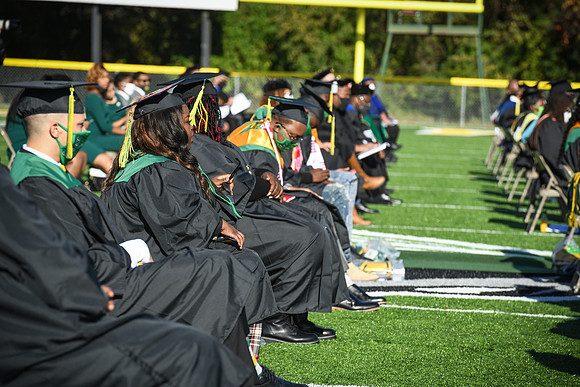 grad2020-250