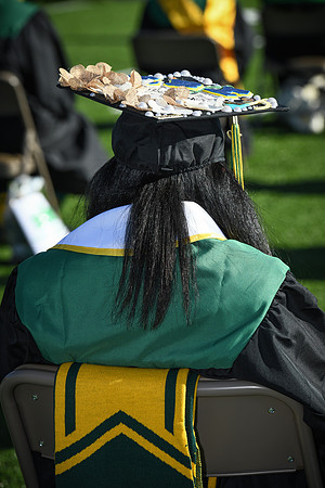 grad2020-193