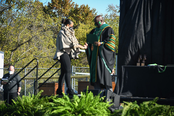 grad2020-389
