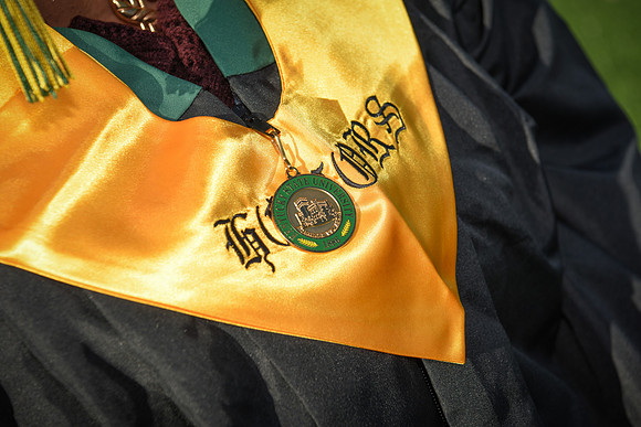 grad2020-77